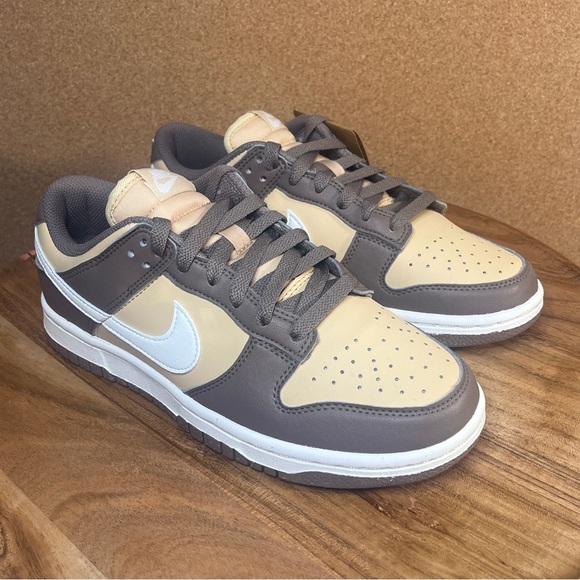 Nike Shoes - Nike
Dunks
Brand new